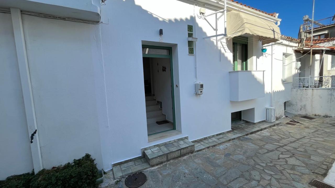 Angelos House Deluxe Apartments Skiathos Town Bagian luar foto