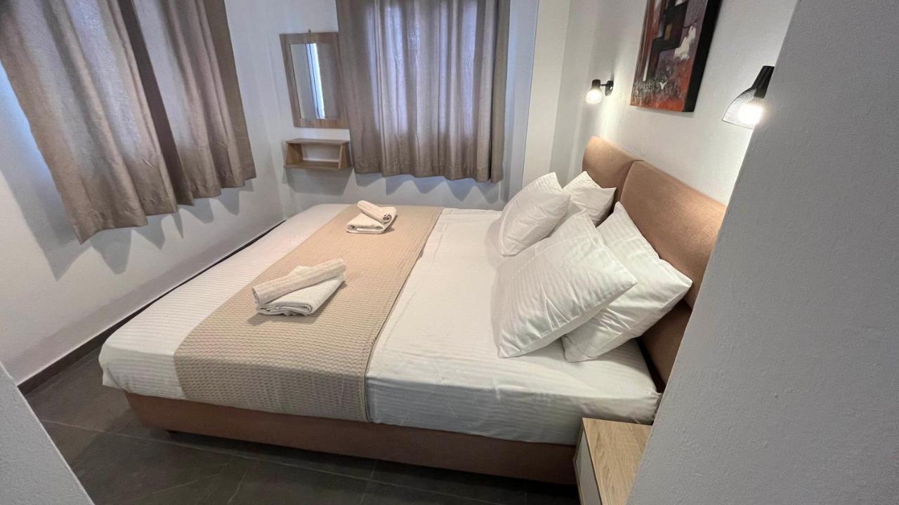 Angelos House Deluxe Apartments Skiathos Town Bagian luar foto